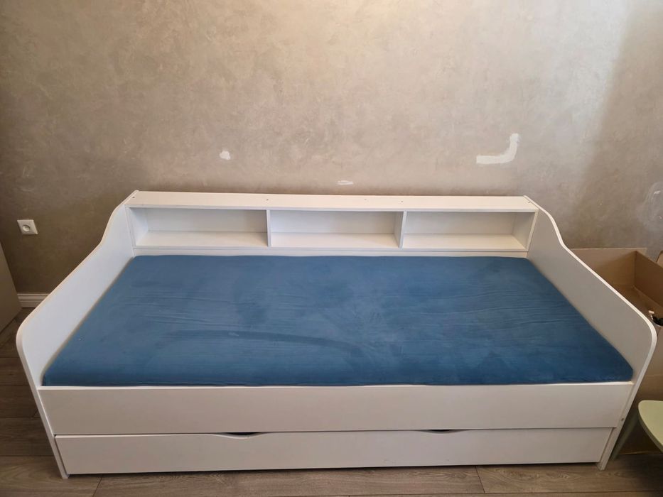 Продам детскую кровать