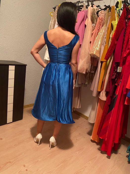 Rochii de seara , scurte ,midi , elegante