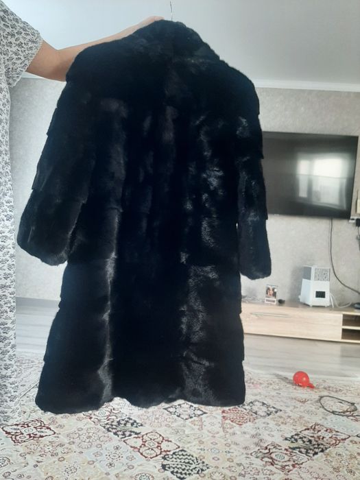 Шуба новая Продам