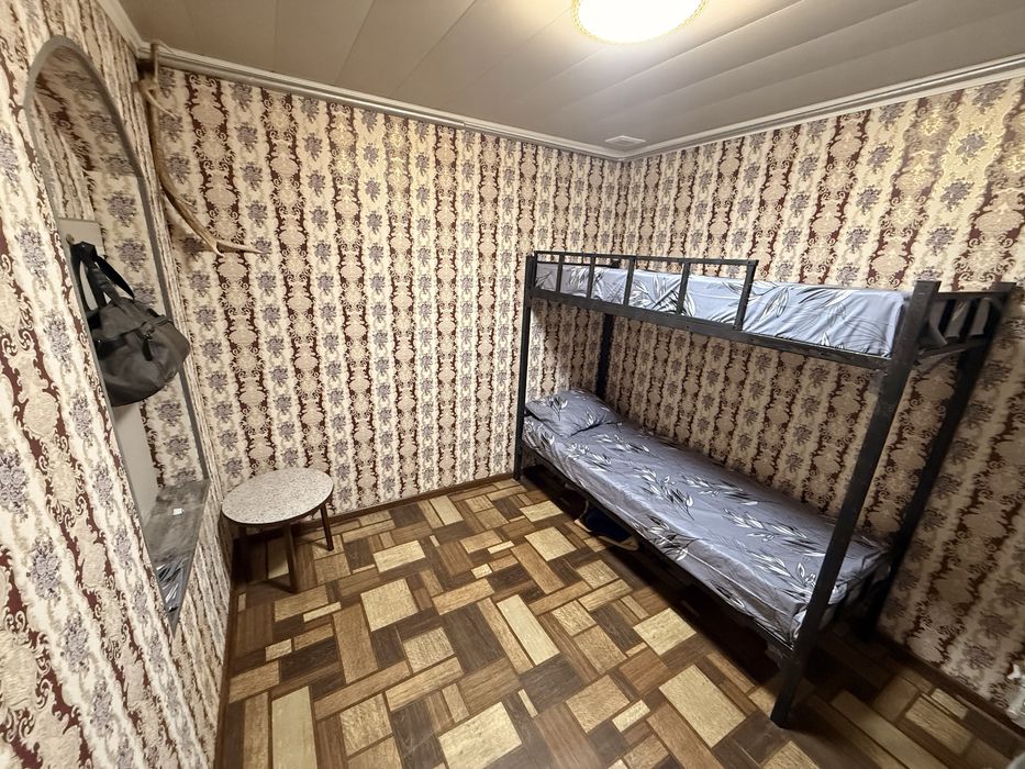 Студентлар идарага уй (без хозяин)