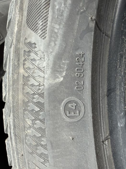 Anvelope vara 215 50 18 Bridgestone