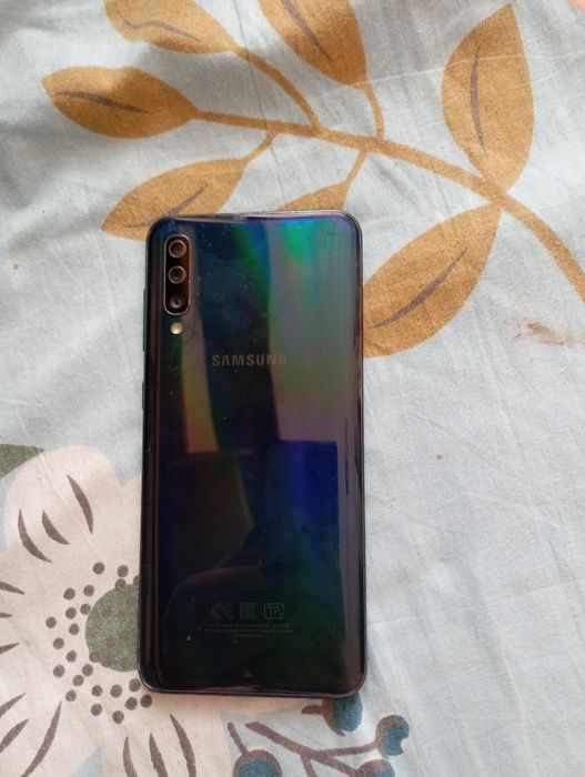 продам Самсунг А50