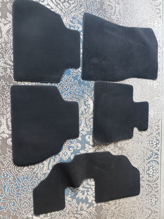 Продам полики на авто бмв x7