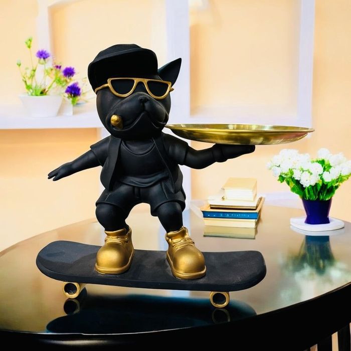 Статуэтка подставка Бульдог в скейтборде