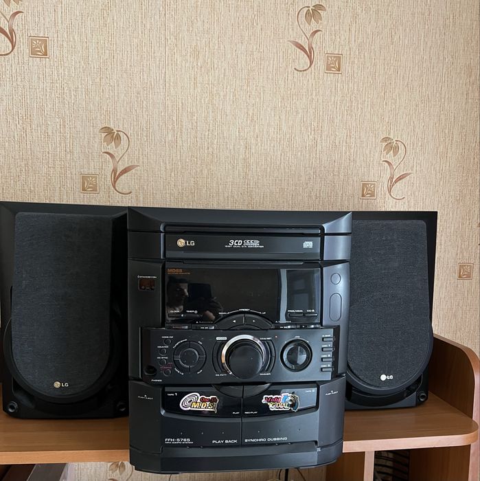 Продам музыкальный центр LG