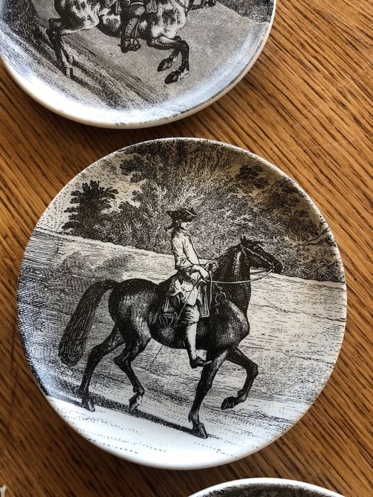 Farfurii mici decorative