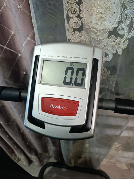 Продам беговую дорожку