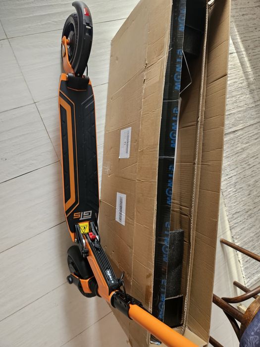 Vand trotineta e twow GTS 10.5A 48v
Model: 2020 48V 10.5Ah