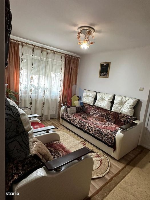 2 camere, cu imbunatatiri, 33 mp, Viziru 1 — fotografia 1