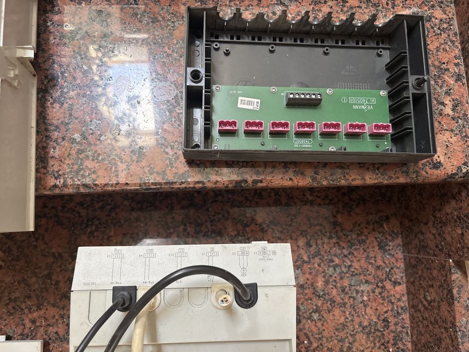 Placa de baza centrala Viessman + vana cu 3 cai