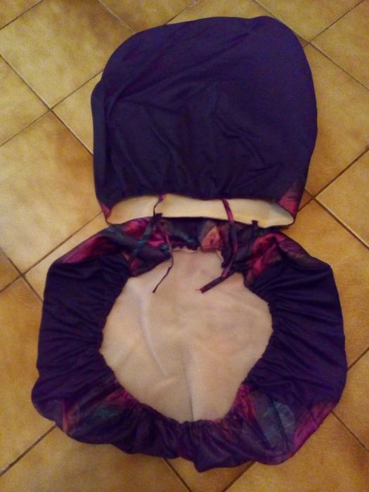 Нов, неупотребяван комплект калъфи за седалки