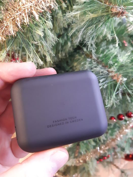 Уникални блутут слушалки на топ цена Happy Plugs Air 1