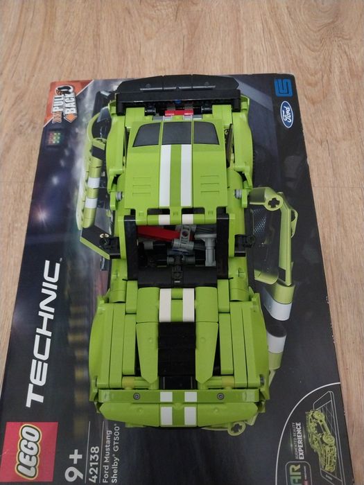 LEGO TECHNIC PULL BACK Ford Mustang Shelby GT500