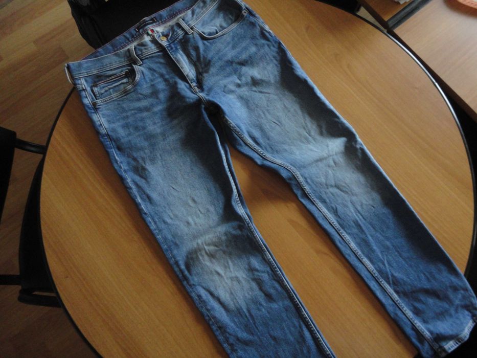 Tommy Hilfiger/W36/L32/оригинални дънки