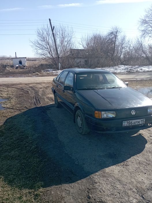 Продам  Пассат б3 1.8
