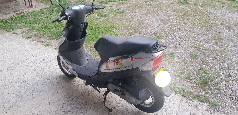 Scuter de vânzare