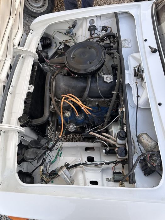 Naxtga sotiladi  vaz 2106