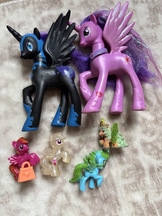 Продам Набор  игрушек