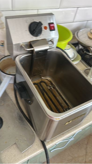 Продам фритюрницу