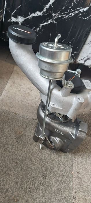 Turbina Audi A6 C5 RS6 noua in cutie
