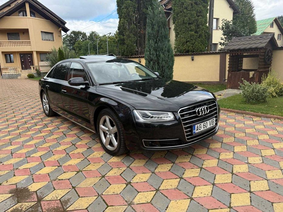 "Vând Audi A8 2015 – preț negociabil,schimb, gata de drum!"
