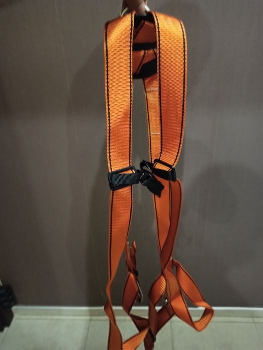 Колан за катерене и защита срещу падане от височини Protekt Р-01