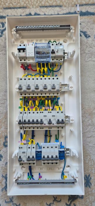 Электромонтажные и пусконаладочные работы.