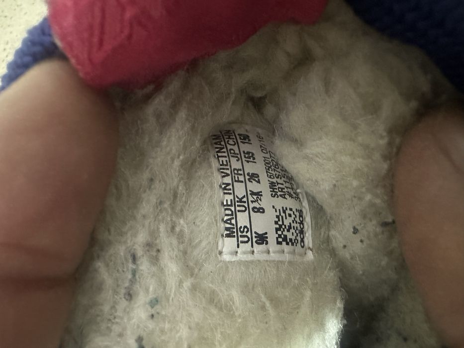Продам сапожки Adidas
