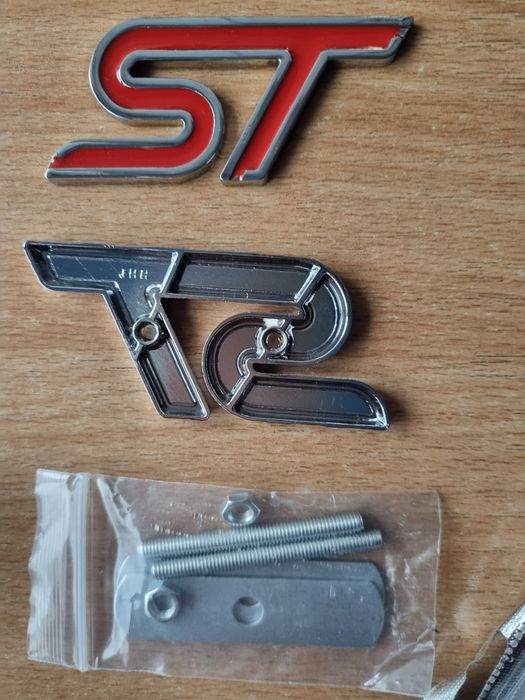 Embleme auto metalice +embleme  jante sau capace ST