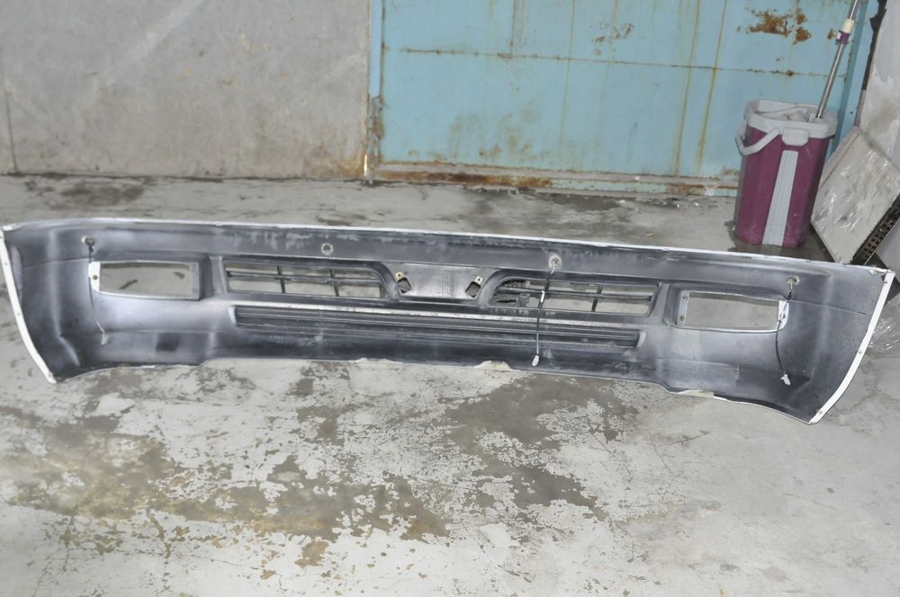 Бампер перед Лексус LX 470 Lexus LX470 оригинал
