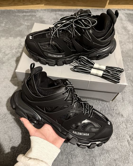 Balenciaga Track Black