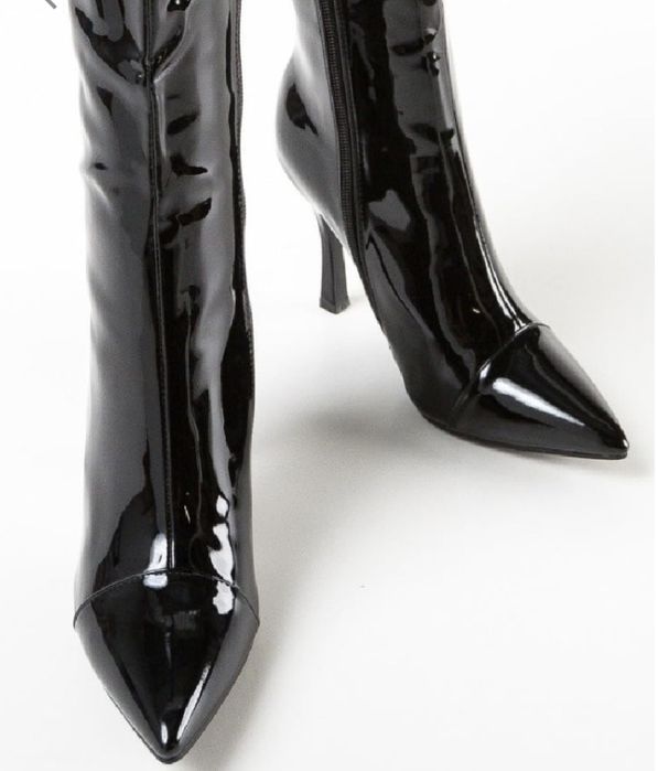 Черни токчета/ботуши