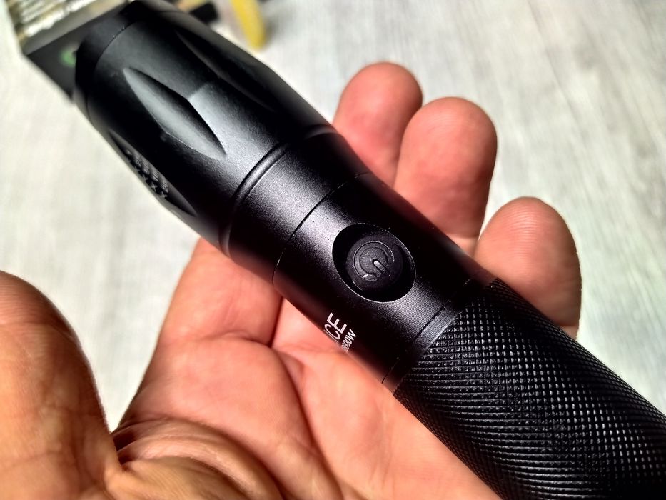 Lanterna Profesionala POLICE cu LED CREE T6 - ZOOM - 5 FAZE