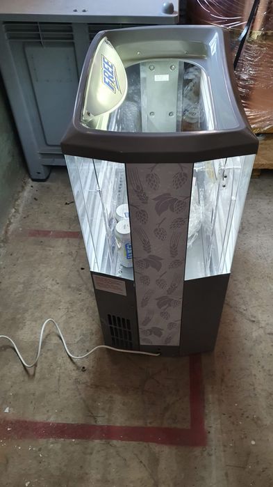 Vitrină frigorifica băuturi