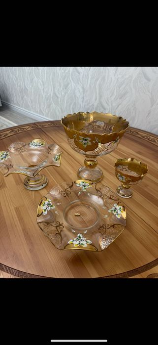 Богема посуда сатылады