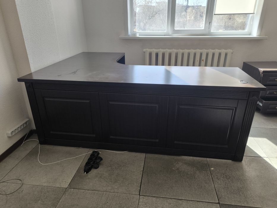 Богатый Чёрный угловой стол руководителя