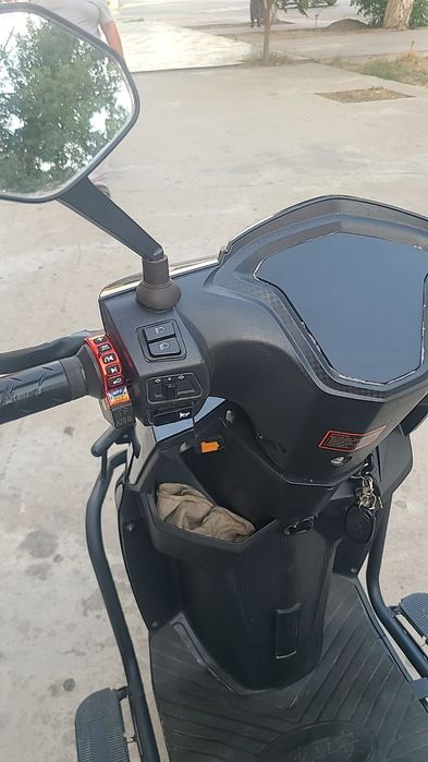 Електро скутер сотилади