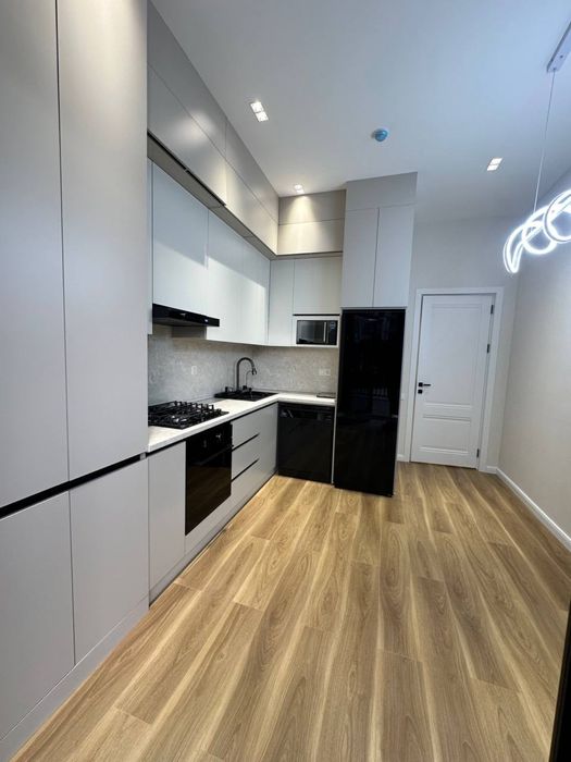 Продаётся квартира ЖК BI-GROUP