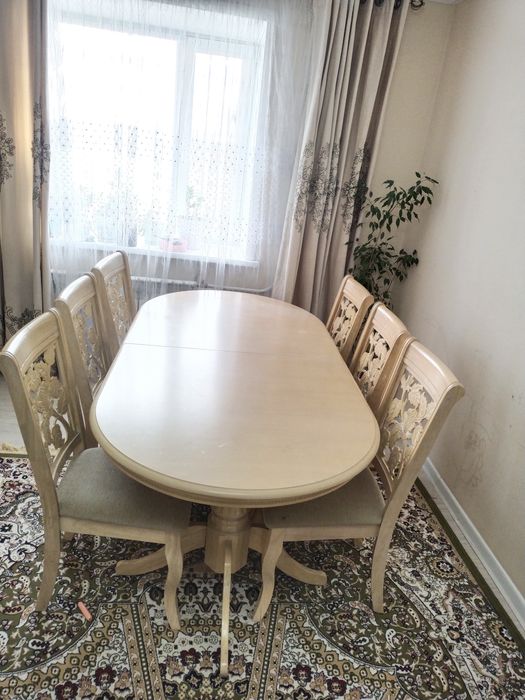 Продам стол со стульями