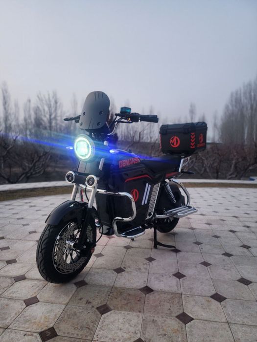 Skuter retro vodiy bulab dastavka bor