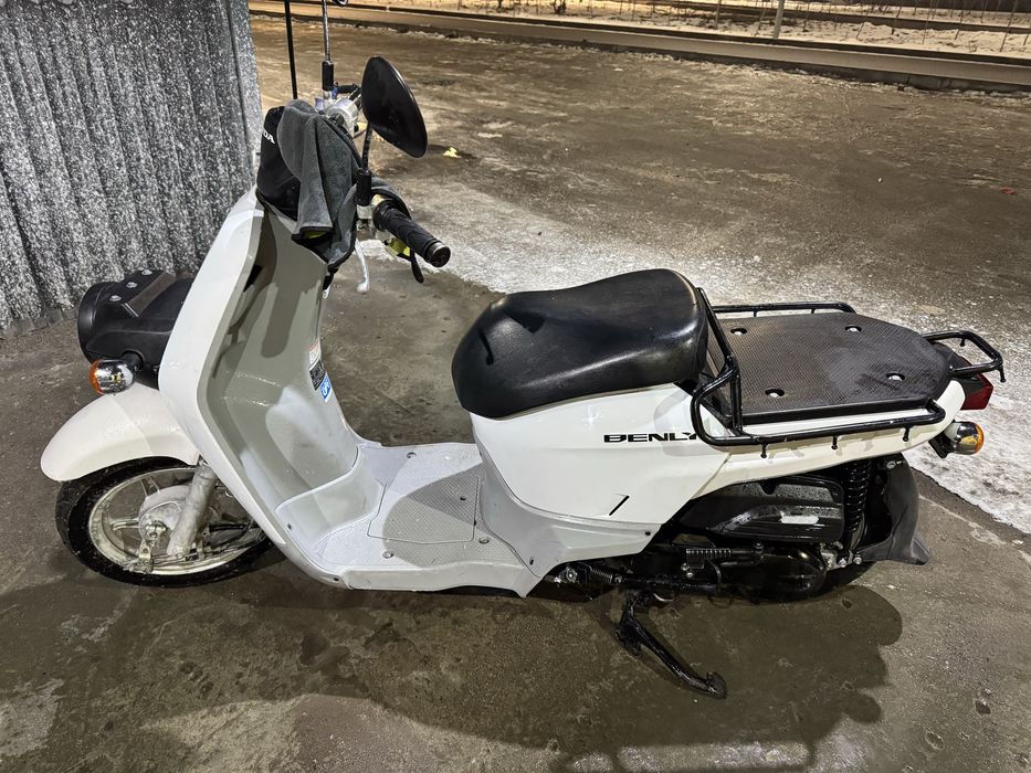 Продам скутер Honda Benly  АА05