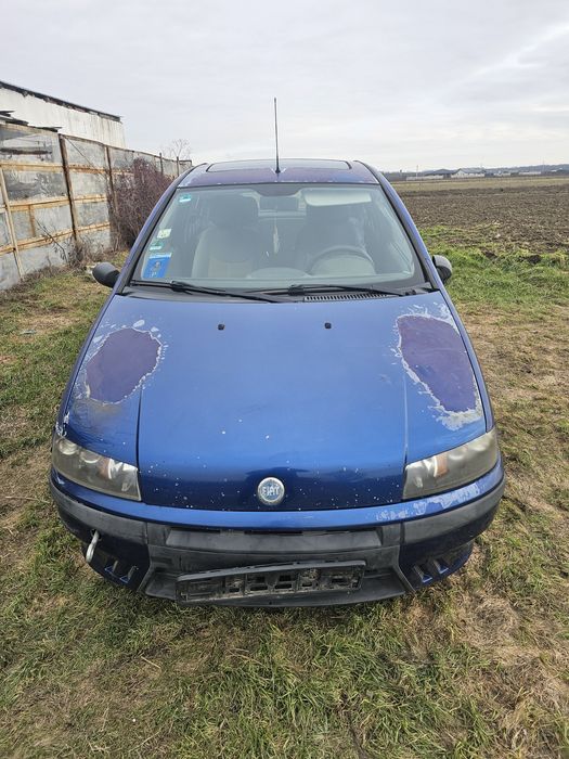 Dezmembrez Fiat punto 2005 1.2 benzina
