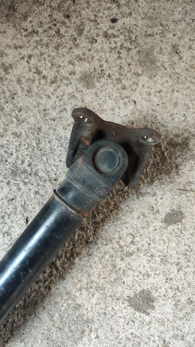 Преден кардан за БМВ х3 е83 3.0sd