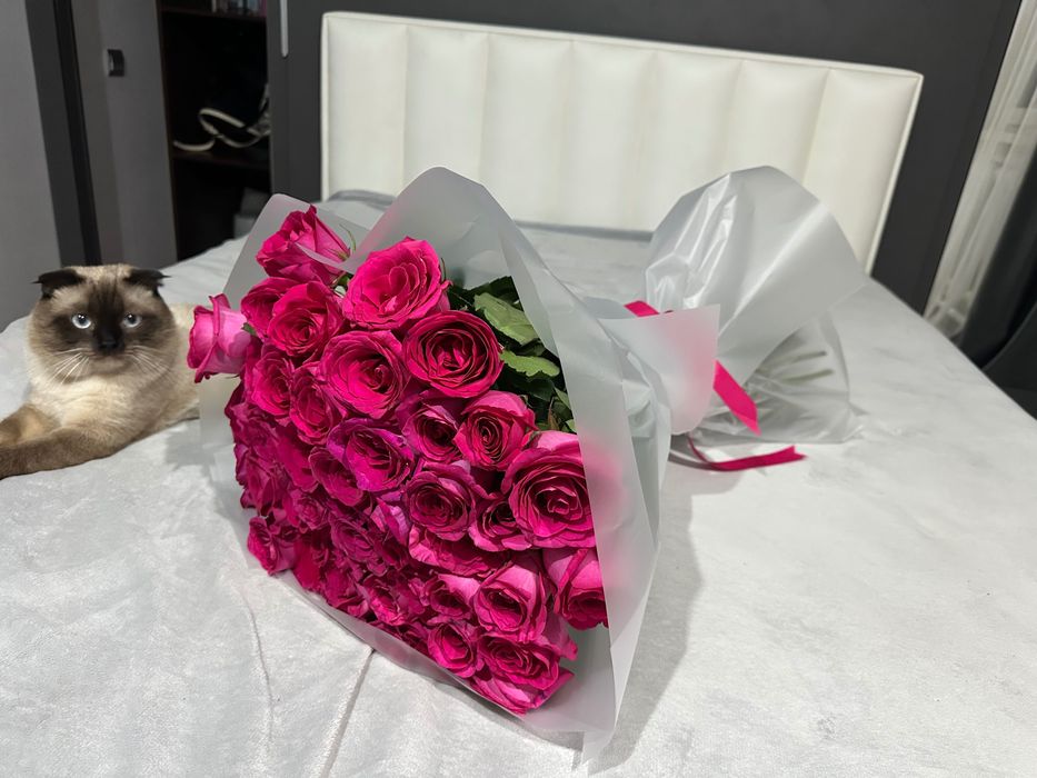 Продам букет из 51 розы цвет розовый