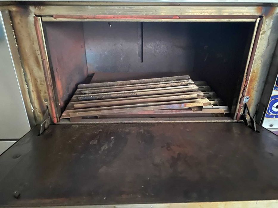 Электро плита Abat. Требует ремонта.