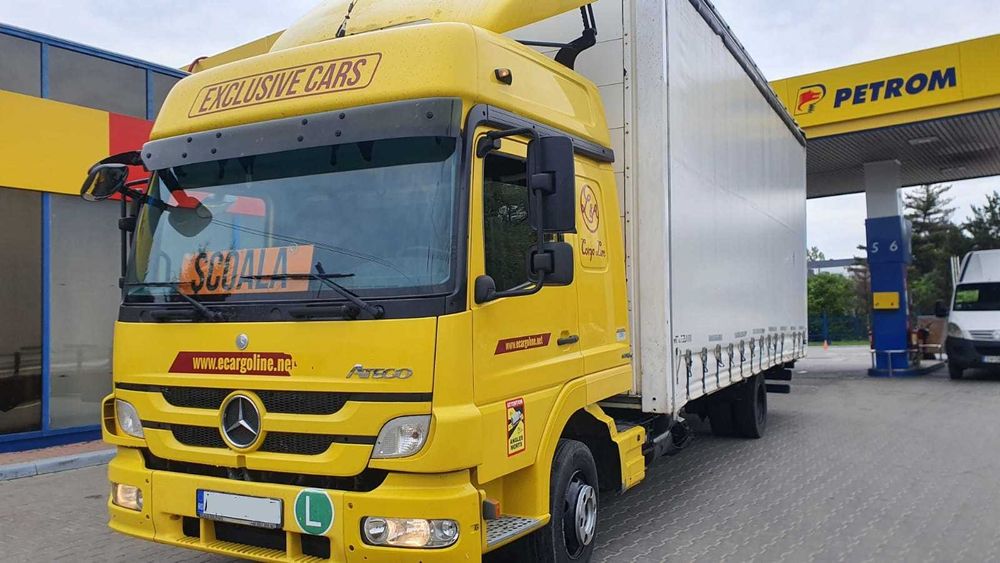 Camioane Mercedes Atego TRANSPORT 13,5 - 15 tone, lift cu remorca