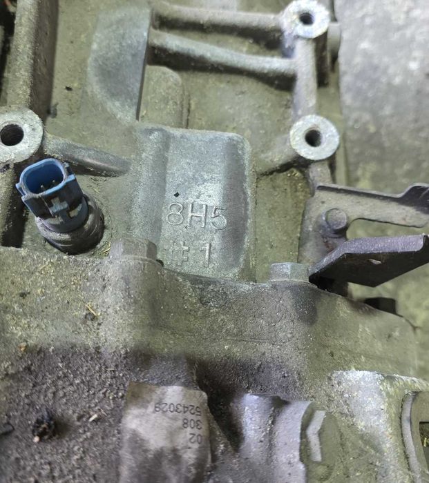 Скоростна кутия за Nissan X-Trail 2.2dCi / Нисан Екс-Трейл 2002г.