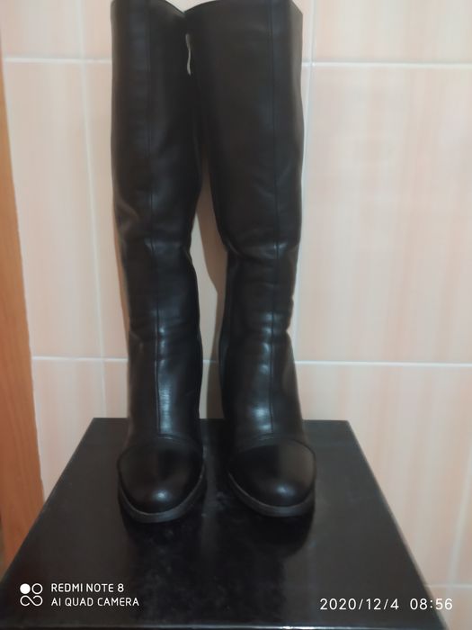 Продам зимние сапоги