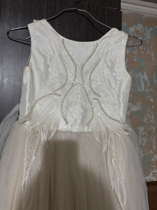 Бальное платье продам не дорого