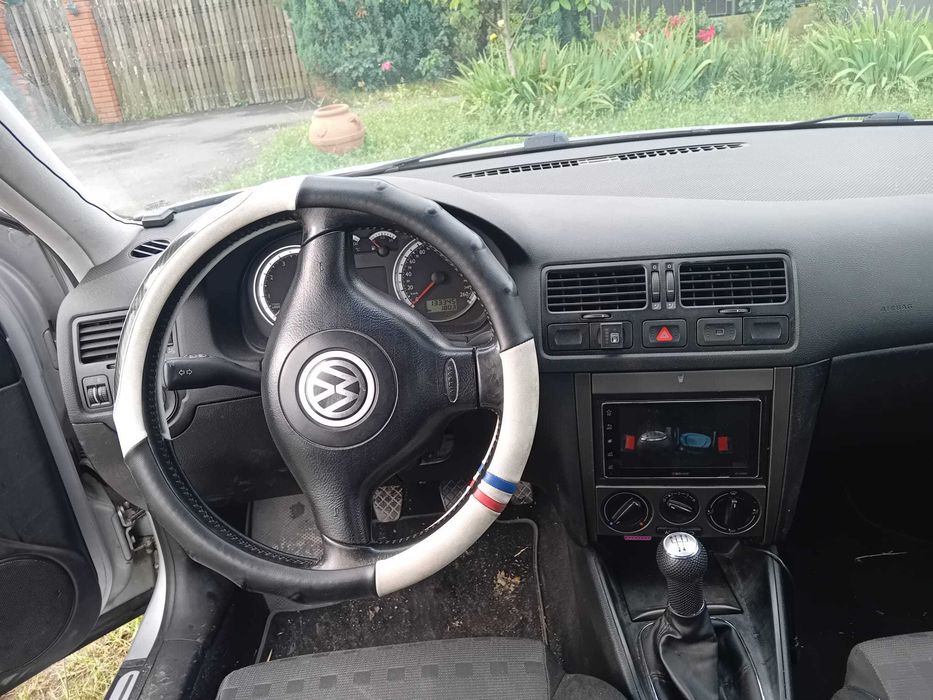 VOLKSWAGEN Bora 2001 — imagine 2